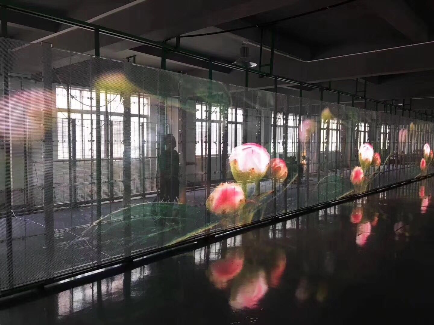 如何判斷一個(gè)LED透明屏廠家是否靠譜？